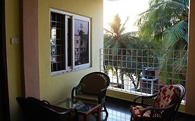 Vinodhara Guest House